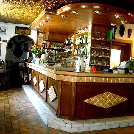 Hotel Faedo Pineta Buitenkant foto