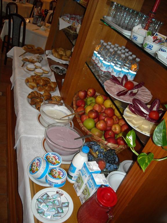Hotel Faedo Pineta Buitenkant foto